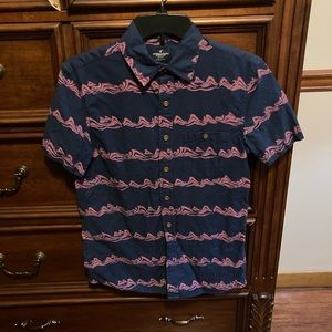 American Eagle Short Sleeve Button Down
